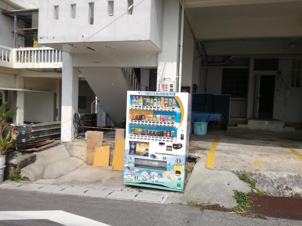 Koza Share House Hotel Okinawa Exterior foto